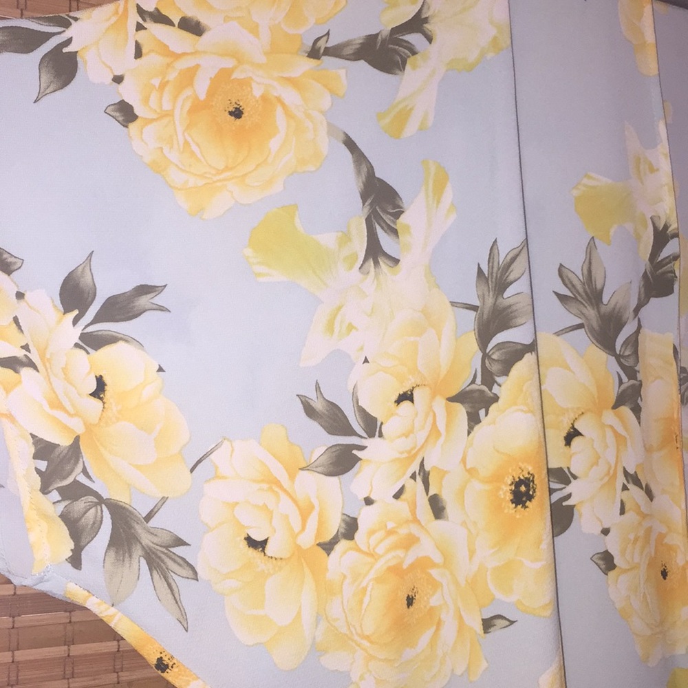 ☀️KIMONO☀️ - Picture 2 of 5